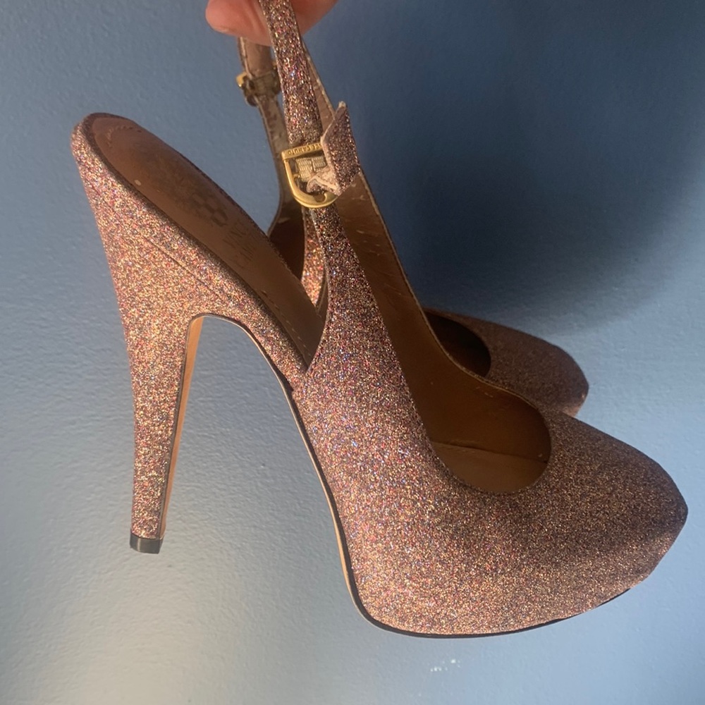 🌺 VINCE CAMUTO ROSE SHIMMER SLINGBACKS